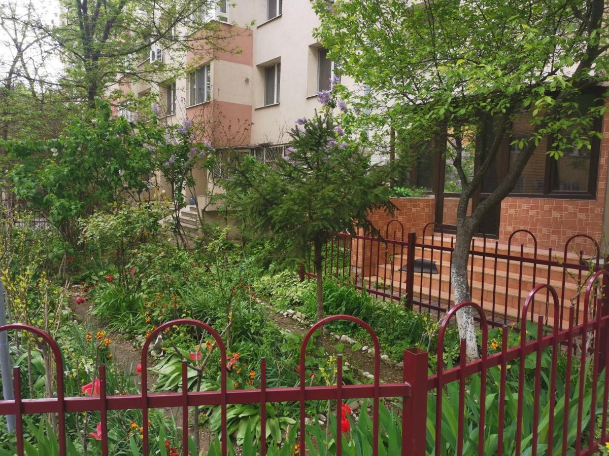 Apartment Awesome Bucharest