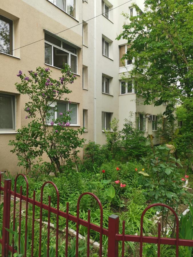 Awesome Bucureşti